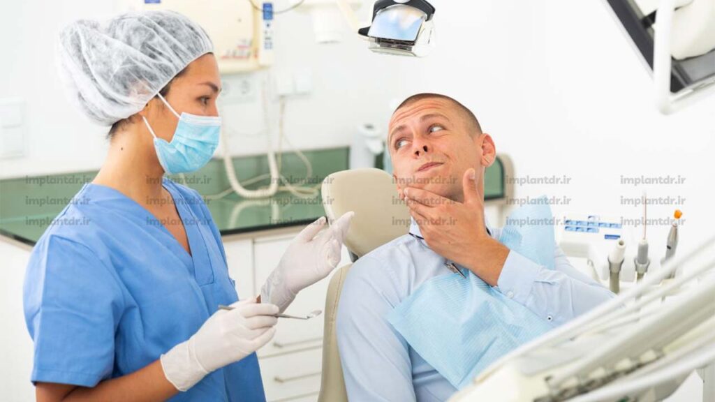 چه زمانی باید فورا به دندانپزشک مراجعه کرد؟